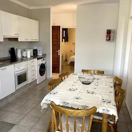 Casa Louise Costa Teguise